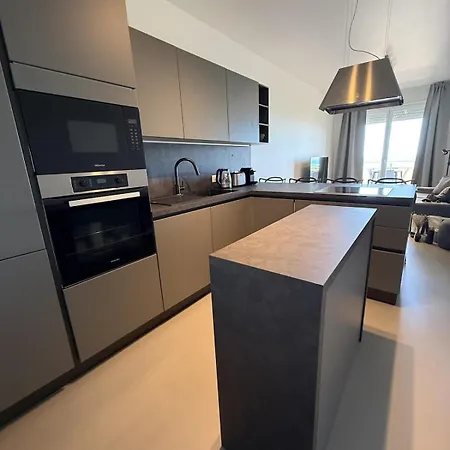 Brand New Sea View In Marina With Parking Apartment *