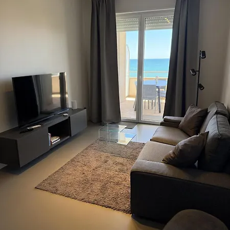 Brand New Sea View In Marina With Parking